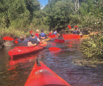 Ieskauts Latvijā: ukraiņu un latviešu jaunieši dodas laivot
