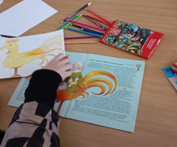 KULTŪRTANDĒMS: Kultūrorientācijas kurss. Latviskās tradīcijas un maizes cepšana amatu mājā “Rūķīši”