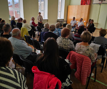 Kafija ar politiķiem un NVO Jēkabpilī – sarunas, idejas un jaunas iepazīšanās