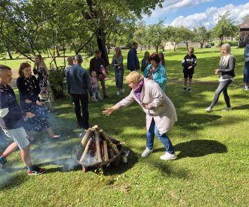 Īsteno LEADER programmas projektu “Maizes skola”