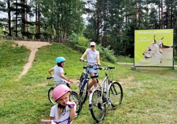Pozitīvas emocijas pēc ģimeņu pasākuma Jēkabpils Mežaparkā
