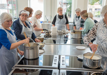 Senioru festivāls Kuldīgā: Latvijā ir jāattīsta senioru skolu tīkls