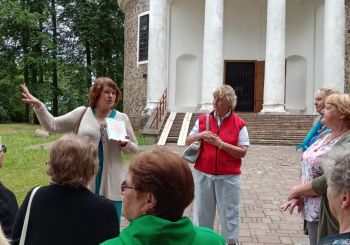 Dienas centra seniori dodas ekskursijā uz Preiļiem