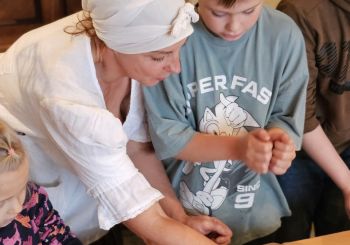 KULTŪRTANDĒMS: Projekta dalībnieki dodas ekskursijā uz Latgali, iepazīstot Preiļus,  Aglonu un Līvānus