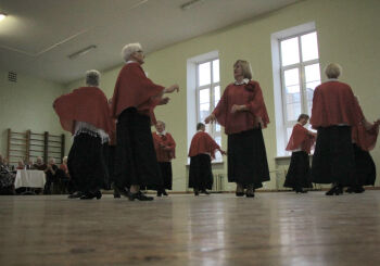 Ziemassvētku noskaņā atklātas Dienas centra “Kopā būt” telpas