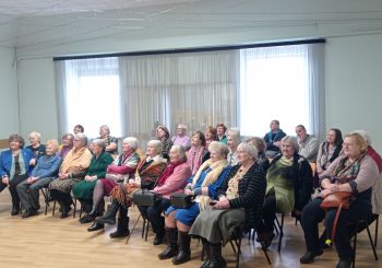 Ziemassvētki atnāk kopā ar aktieriem un jaunajiem mūziķiem