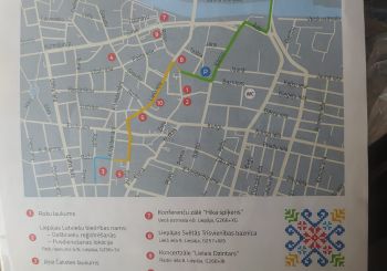 Borščs ar pampuškām, kartupeļu pankūkas (deruni), vareniki: Liepāja sasauc Latvijas mazākumtautību “samitu”
