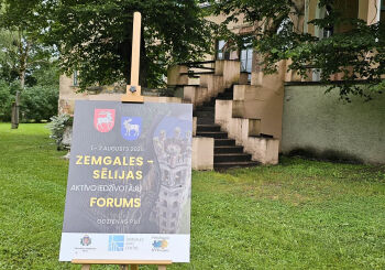 No sarunām līdz sadarbībai: aizvadīts Zemgales/Sēlijas NVO forums Odzienā