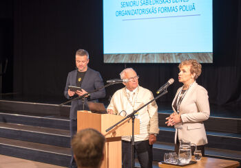 Senioru festivāls Kuldīgā: Latvijā ir jāattīsta senioru skolu tīkls