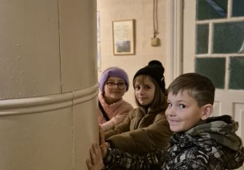 KULTŪRTANDĒMS: Kultūrorientācijas kurss. Latviskās tradīcijas un maizes cepšana amatu mājā “Rūķīši”