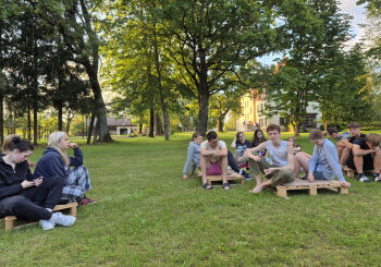 Elkšņos norisinās jauniešu iniciatīvu projekts