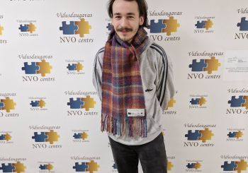 Interesenti, mediji un Eiropas brīvprātīgie