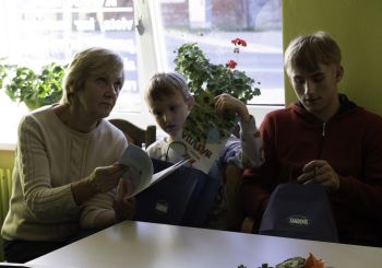 KULTŪRTANDĒMS: Uzsāktas projekta kultūrorientācijas nodarbības bērniem un jauniešiem