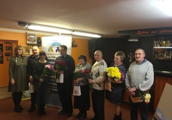 Brīvprātīgais darbs ir galvenais demokrātijas vingrinājums