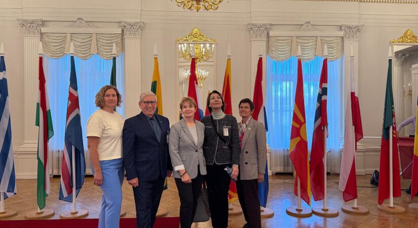 Latvijas Trešās paaudzes universitāšu asociācijas valde apmeklē Valsts prezidenta pili