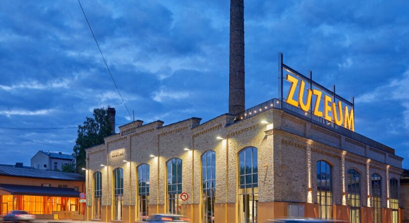 Mākslas muzejs Zuzeum aicina uz nesteidzīgu rītu, kas veltīts sarunām par mākslu un kopā būšanu.