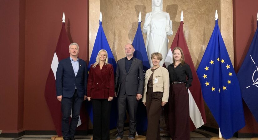 26. novembris — Ministru kabineta un NVO Memoranda padomes sēde