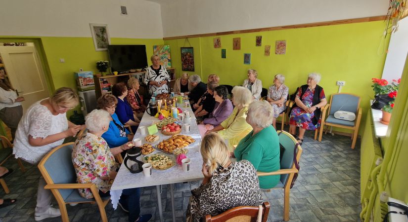 Gulbenes senioru vizīte Jēkabpilī: pieredzes apmaiņa un jauni iespaidi