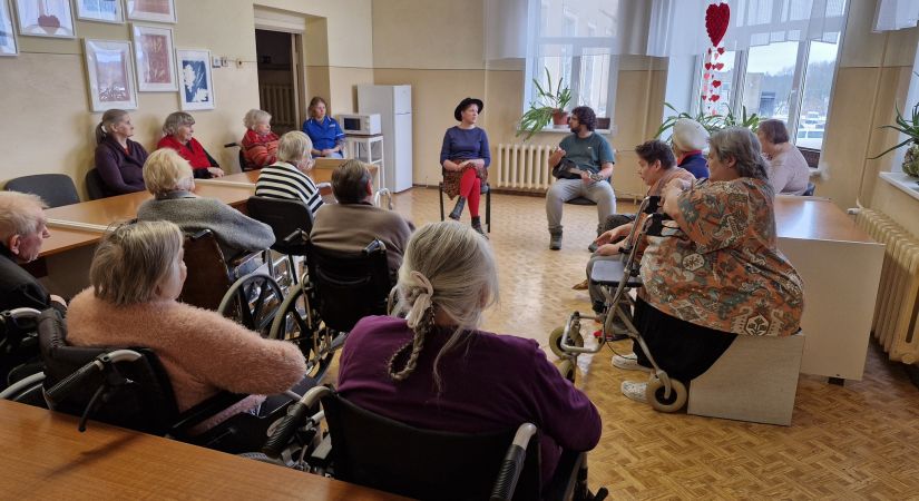 Portugālis Leonardo viesojas Aknīstē veselības un sociālās aprūpes centrā