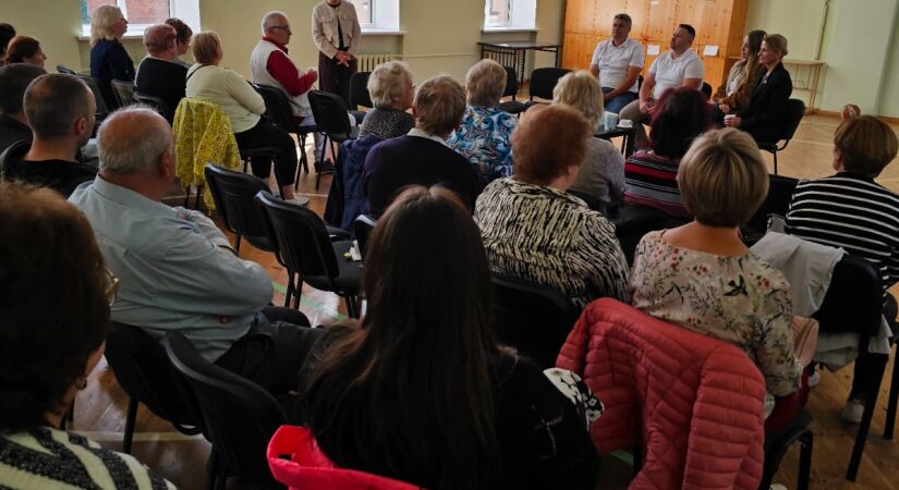 Kafija ar politiķiem un NVO Jēkabpilī – sarunas, idejas un jaunas iepazīšanās