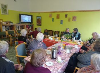Seniori atzīmē NVO dienu