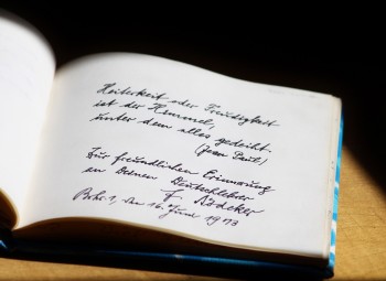 Ascendum un Latvijas Bērnu un jaunatnes literatūras padome (LBJLP) izsludina dzejoļu konkursu “Garā pupa” 