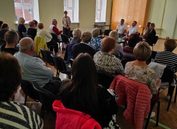 Kafija ar politiķiem un NVO Jēkabpilī – sarunas, idejas un jaunas iepazīšanās