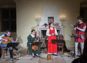 Biedrība „Ūdenszīmes” aicina uz krāšņu pasākumu  „Renesanse Eiropā un Sēlijā”.