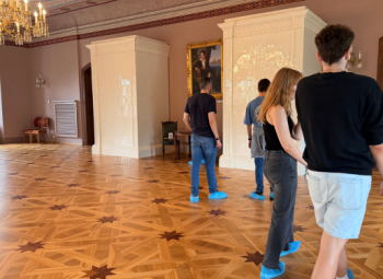 Biedrība “Vidusdaugavas NVO centrs” jūlija izskaņā uzņēmusi projekta “Volunteers Add Solidarity” Eiropas brīvprātīgā darba grupas dalībniekus
