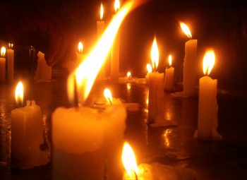 Aicina atnest neizdegušas sveces uz Jēkabpils NVO resursu centru