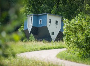 Par “Dižprojektu 2022” kļūst SIA “MultiSales grupa” īstenotais projekts “Apgrieztā māja Smārdes pagastā”